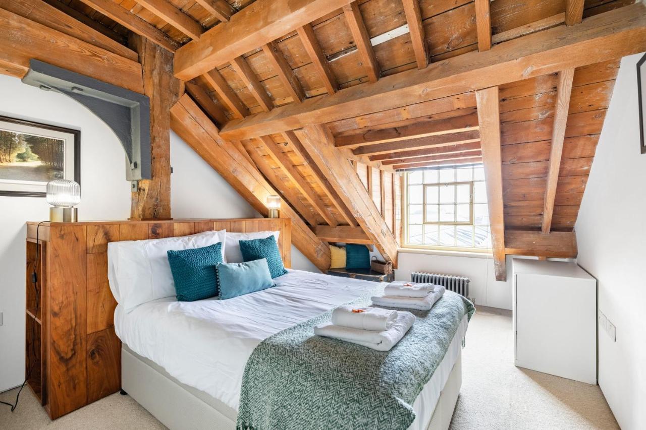 Luxury 2 Bed Apartment In Historic Royal William Yard プリマス エクステリア 写真