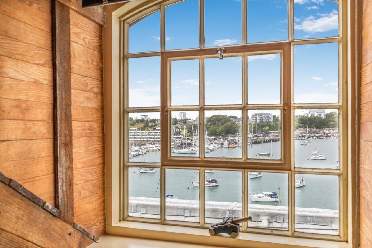 Luxury 2 Bed Apartment In Historic Royal William Yard プリマス エクステリア 写真