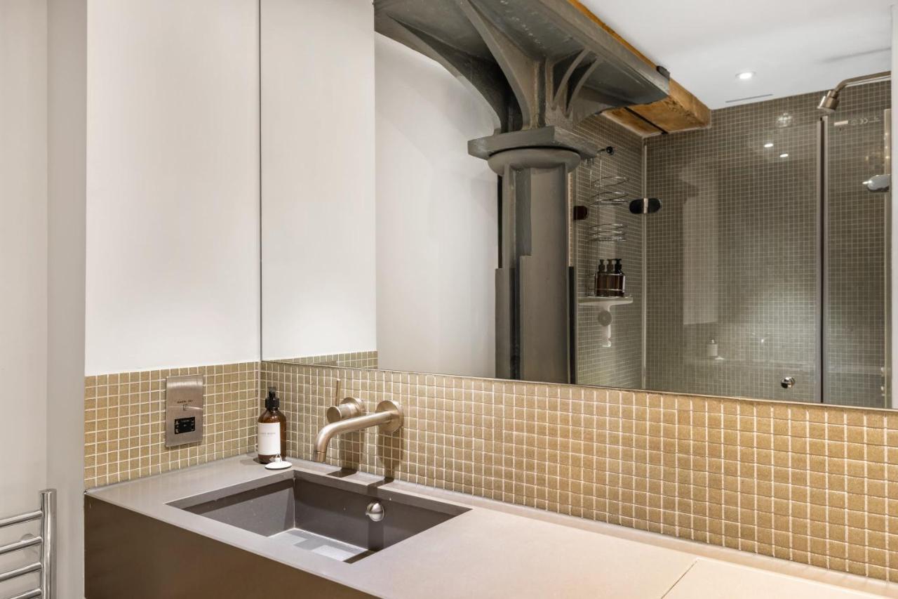 Luxury 2 Bed Apartment In Historic Royal William Yard プリマス エクステリア 写真