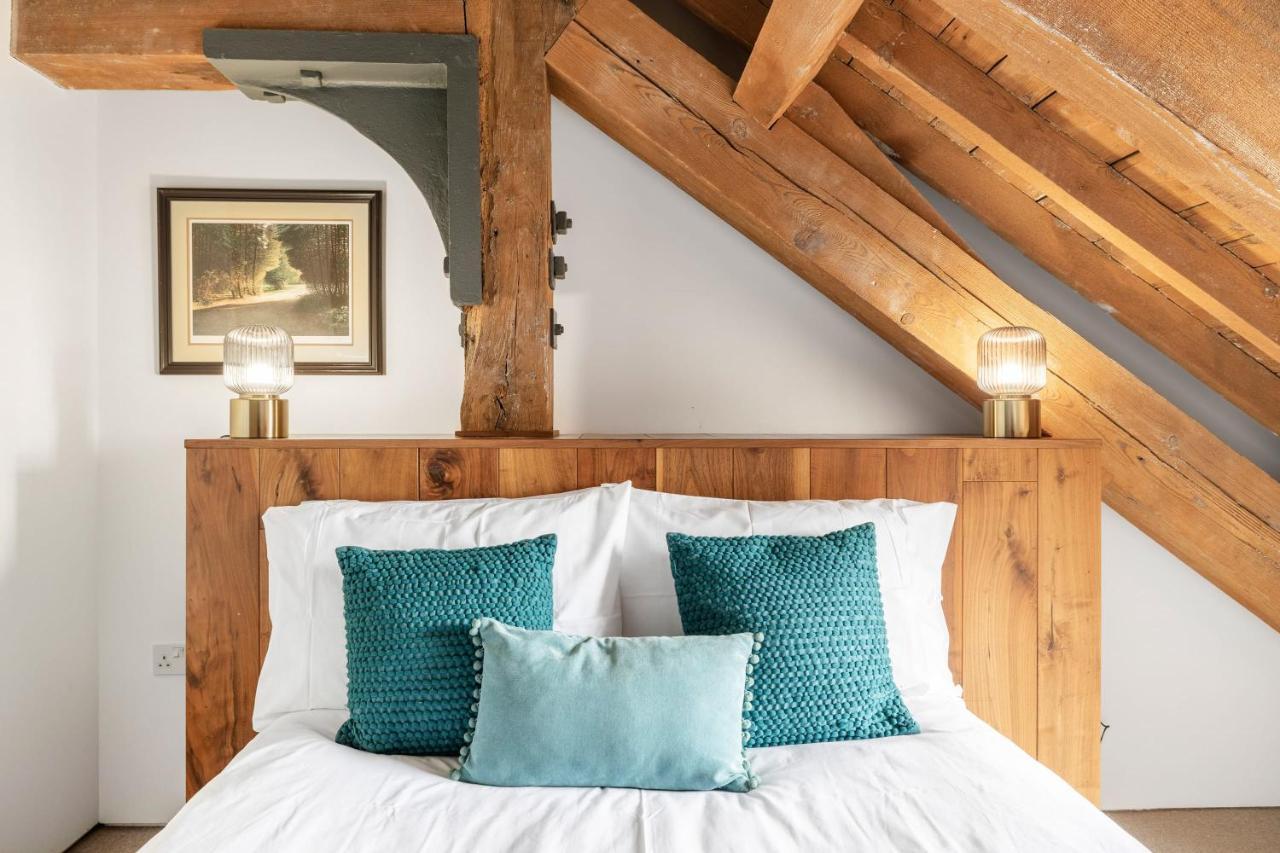 Luxury 2 Bed Apartment In Historic Royal William Yard プリマス エクステリア 写真
