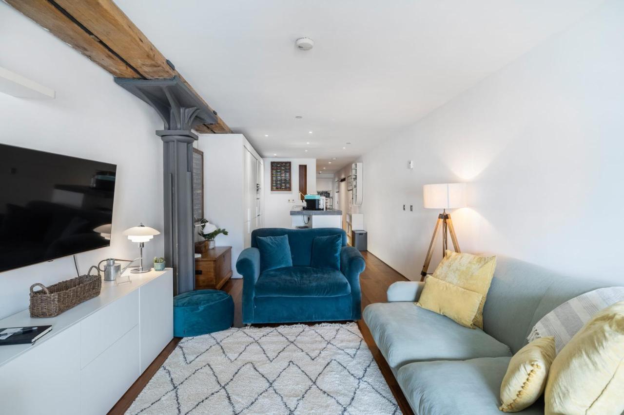 Luxury 2 Bed Apartment In Historic Royal William Yard プリマス エクステリア 写真